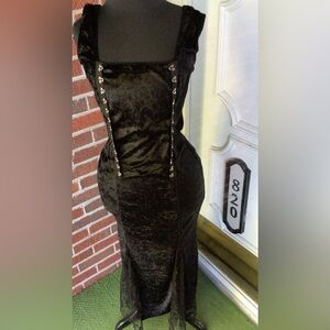 Gothic Crushed velvet Prom dress Size Large